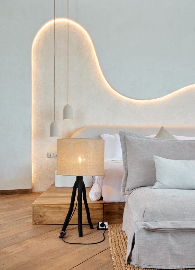 Breathable exterior lime plaster finish for Bali weather